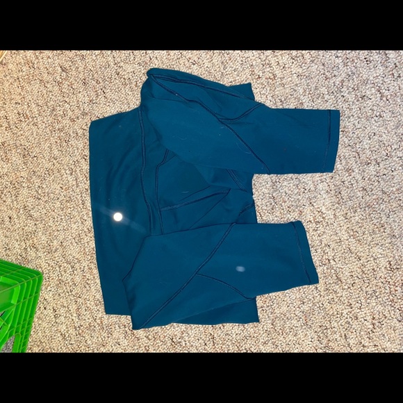 Lululemon leggings - Picture 10 of 10